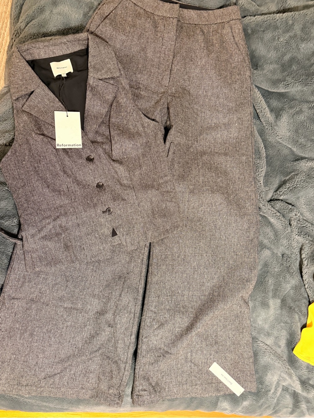 Reformation Taryn Two-Piece Set - Charcoal Gray - Picture 5 of 12